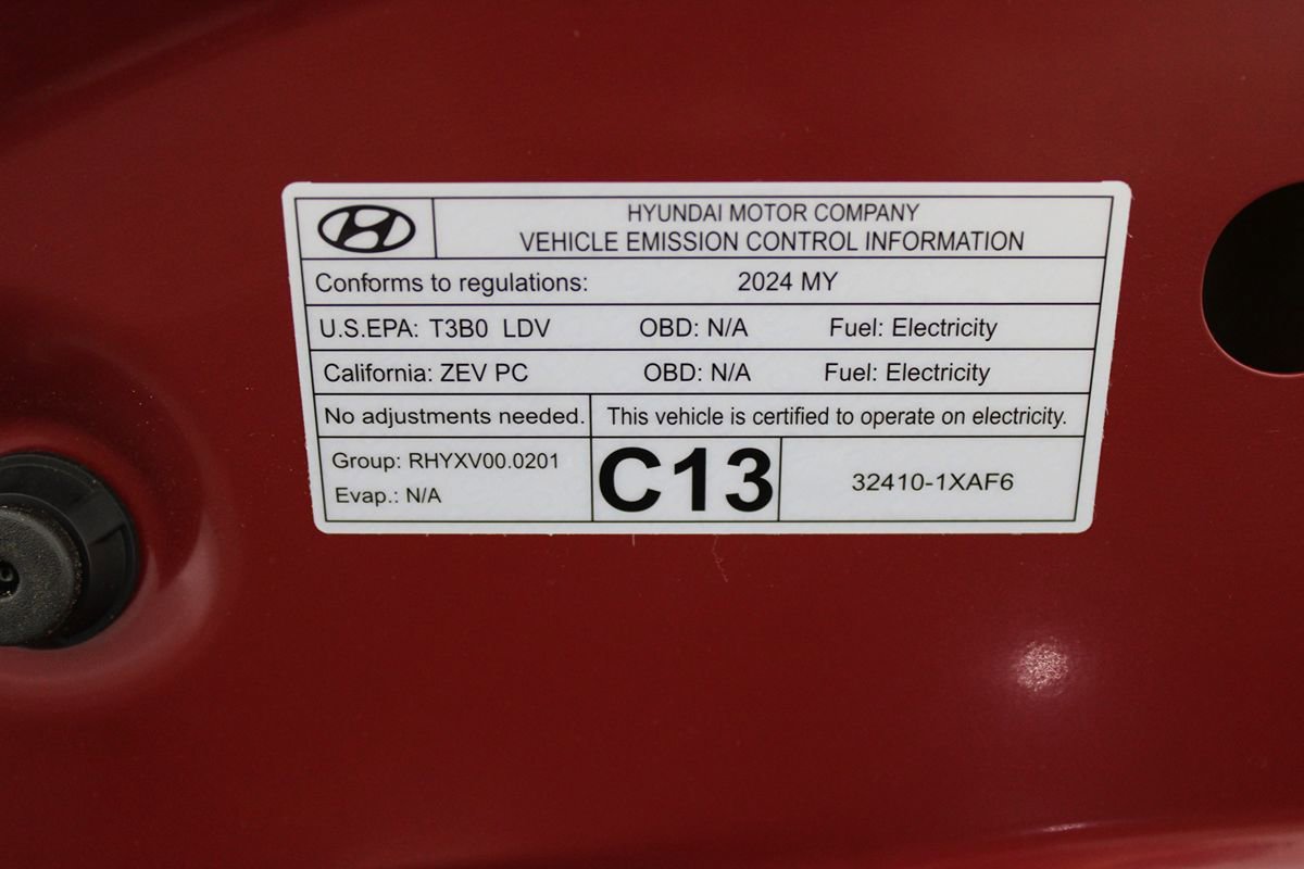 Used 2024 Hyundai Ioniq 6 SE RWD image 39