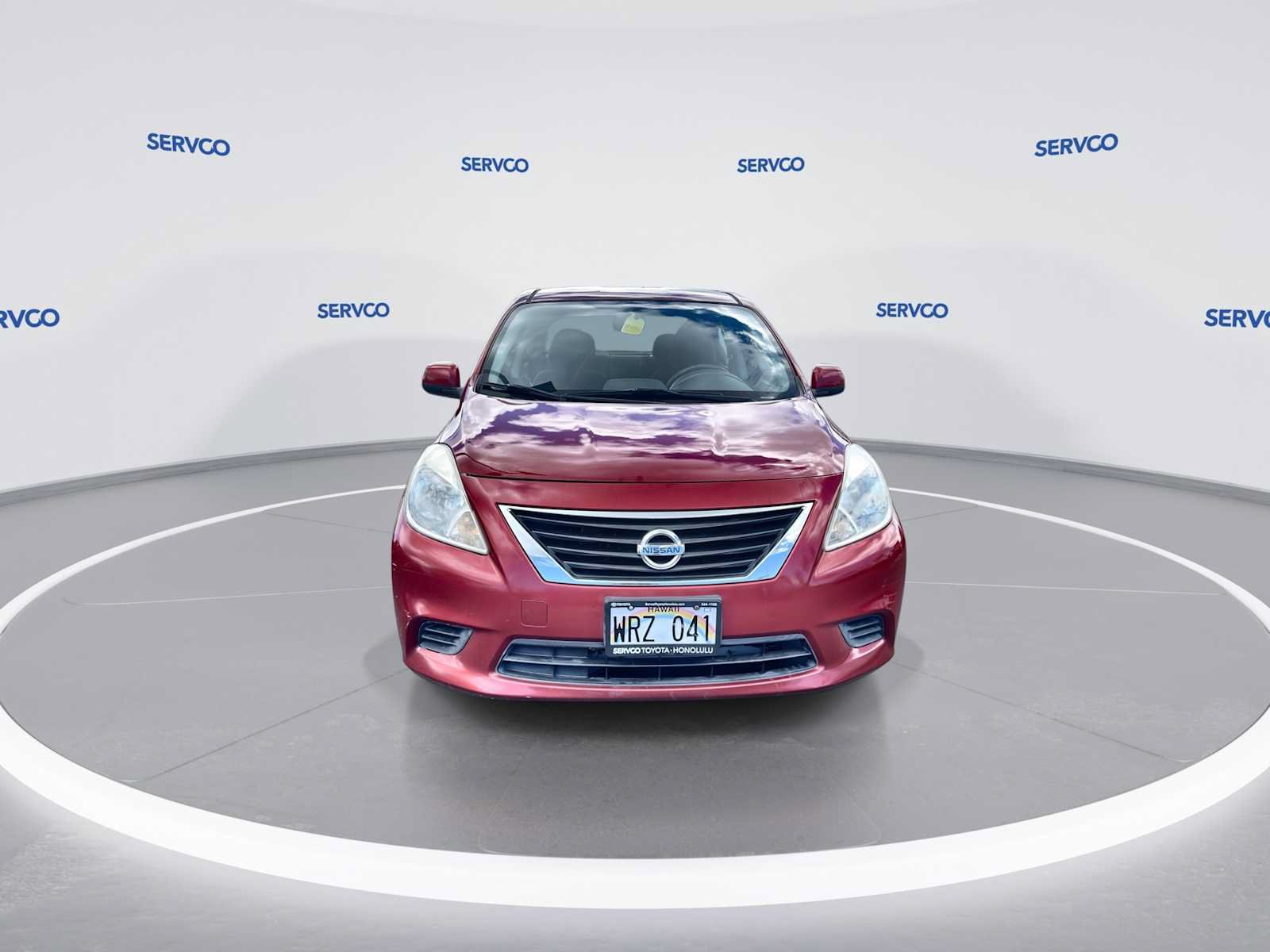 Used 2014 Nissan Versa SV FWD image 3