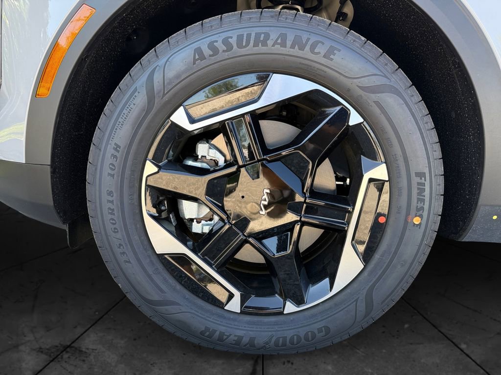 New 2026 Kia Sportage S image 14