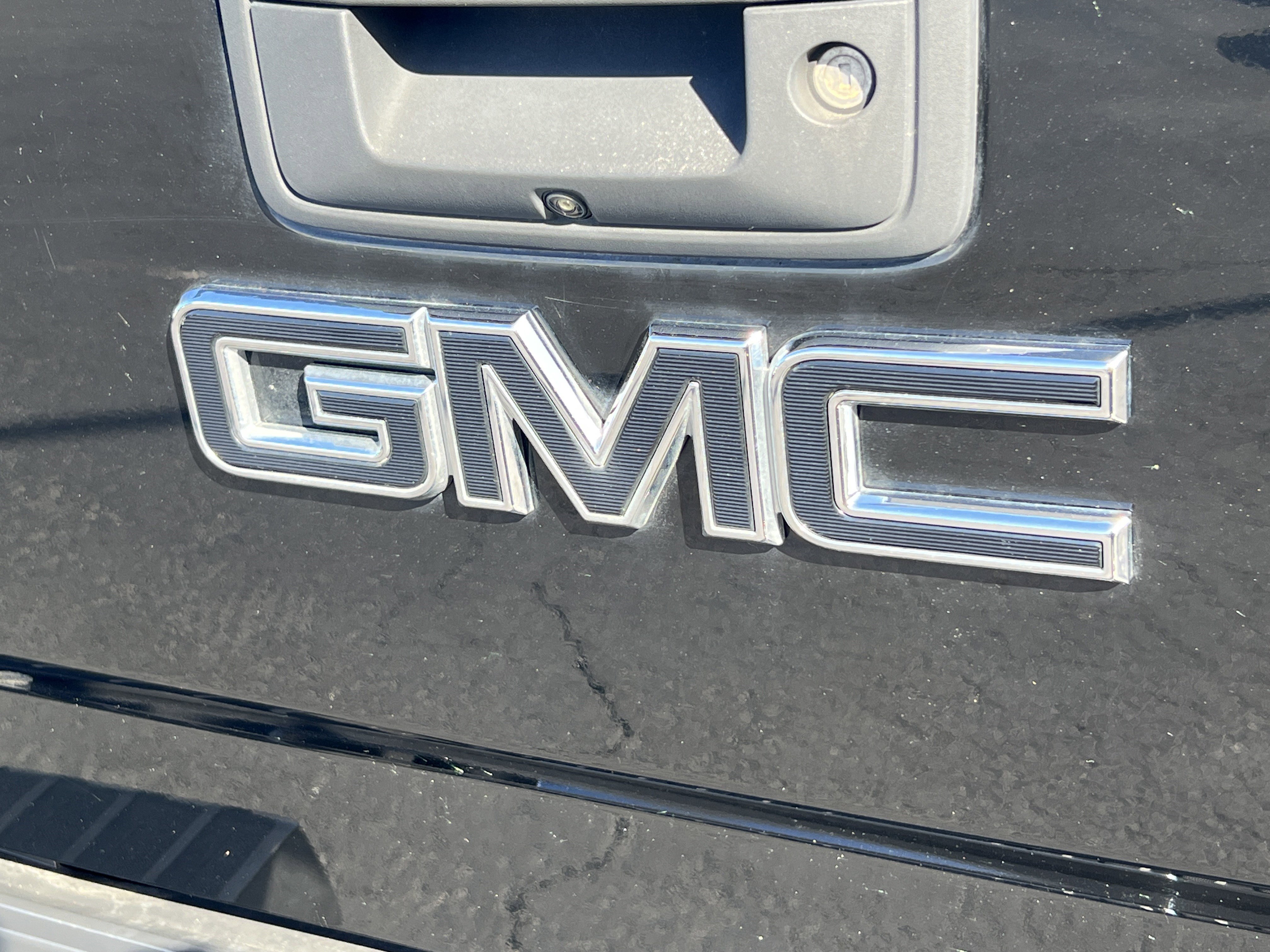 Used 2018 GMC Sierra 3500 Denali image 8
