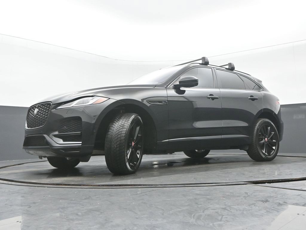 Used 2021 Jaguar F-PACE S image 31