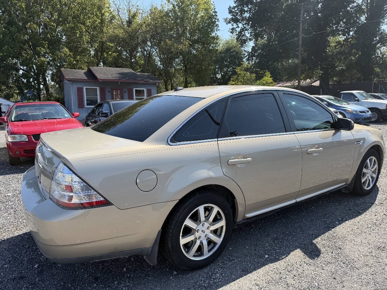 Used 2008 Ford Taurus SEL FWD image 8