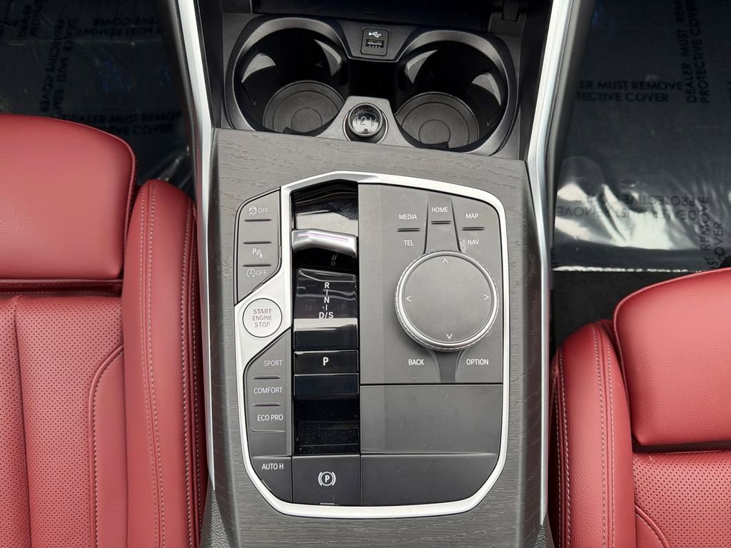 Used 2023 BMW 330i xDrive 330i xDrive w/ Premium Package image 11