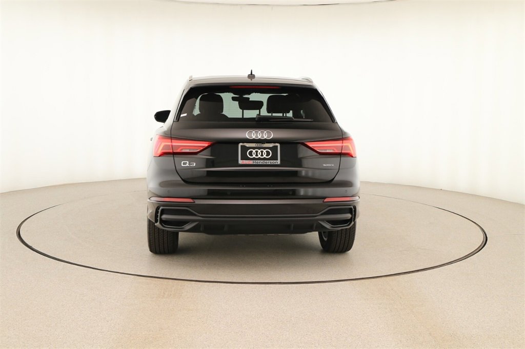 New 2025 Audi Q3 2.0T Premium image 5