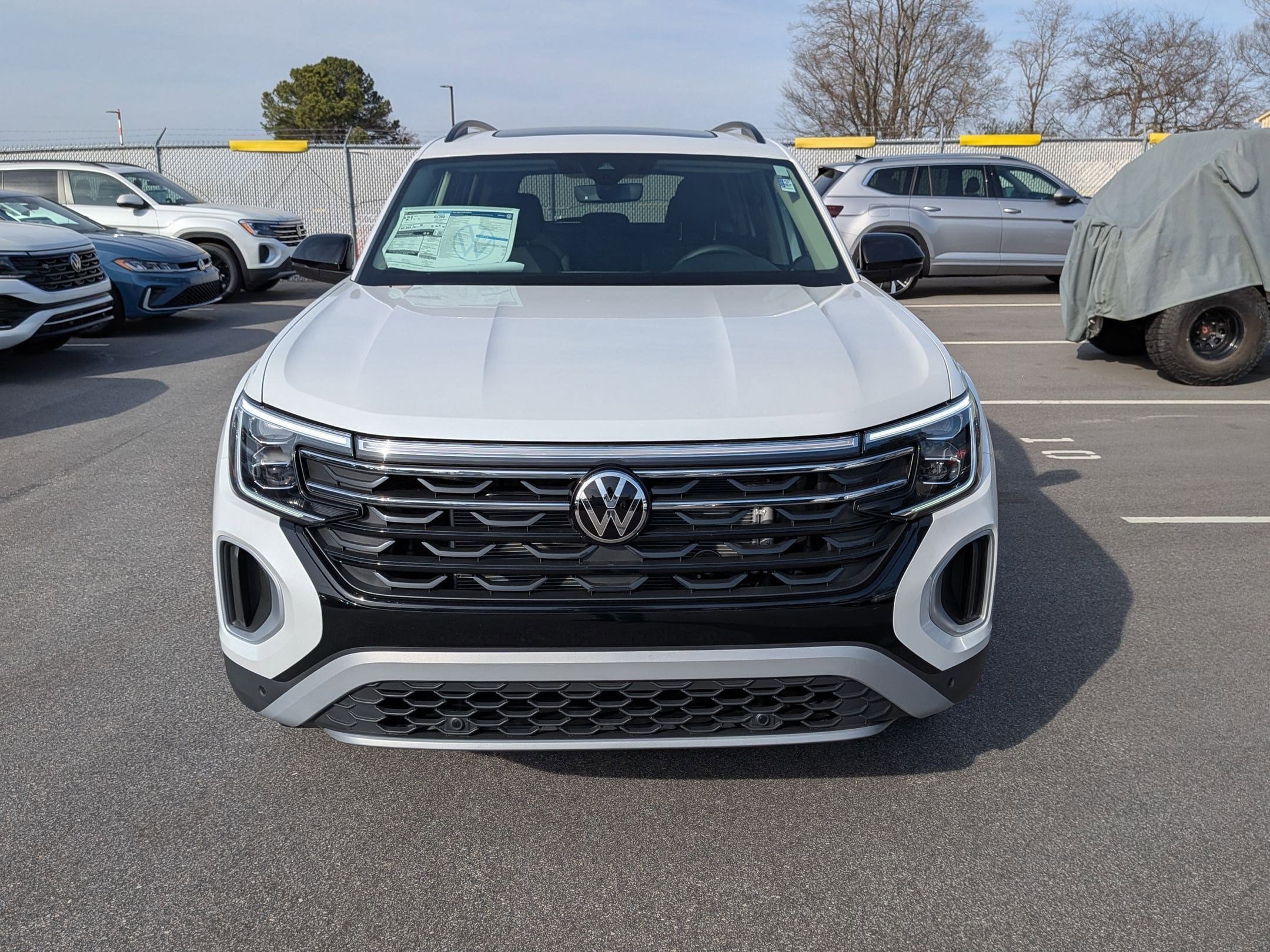 New 2026 Volkswagen Atlas Peak Edition AWD/4WD image 8