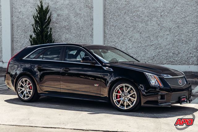 Used 2014 Cadillac CTS V RWD image 4