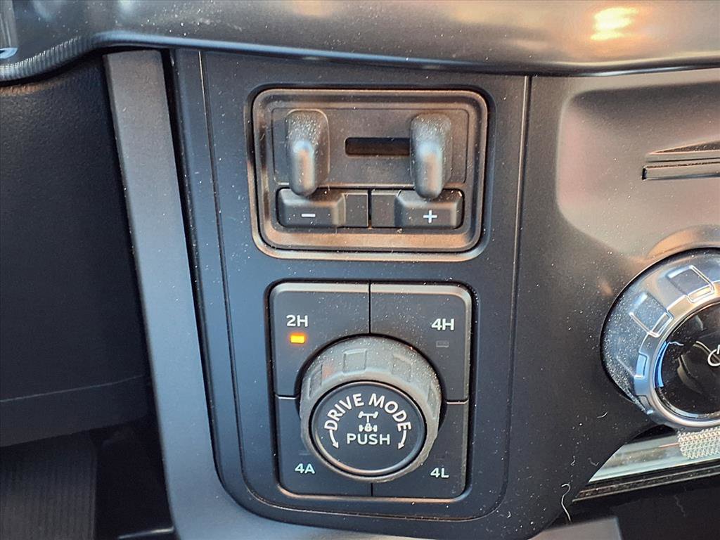 Used 2024 Ford F150 Lariat w/ Bed Utility Package image 11