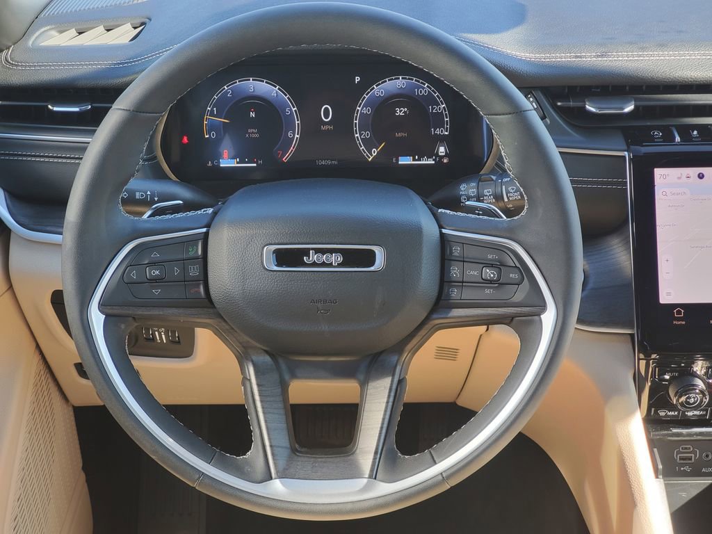 Used 2024 Jeep Grand Cherokee Limited AWD/4WD image 31
