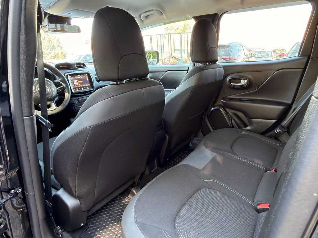 Used 2023 Jeep Renegade Altitude AWD/4WD image 22