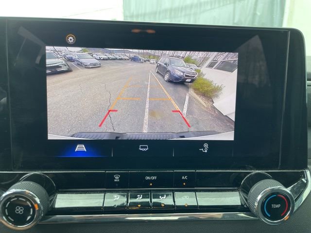 Used 2023 Chevrolet Colorado W/T image 15