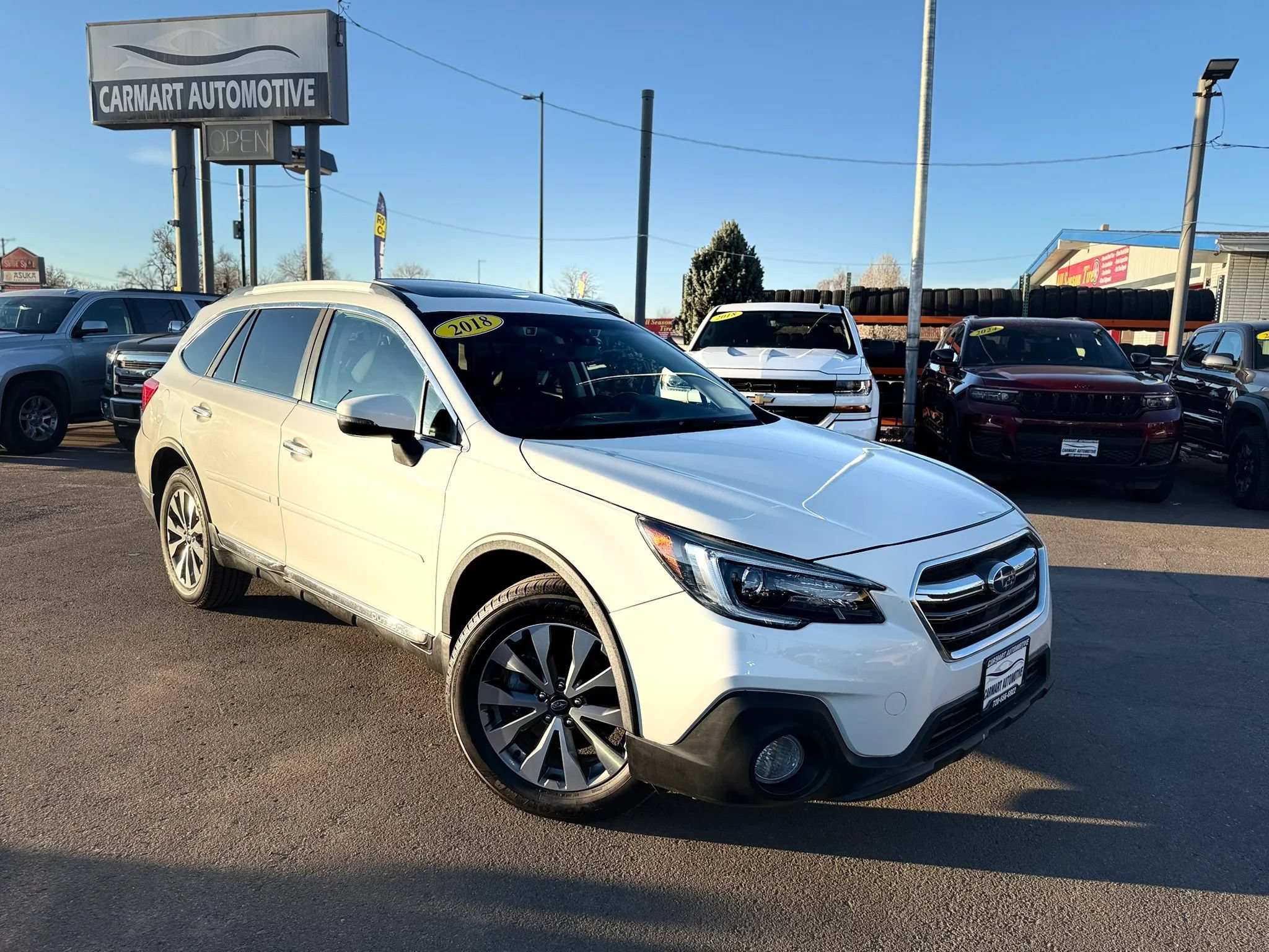 Used 2018 Subaru Outback 3.6R Touring AWD/4WD image 3
