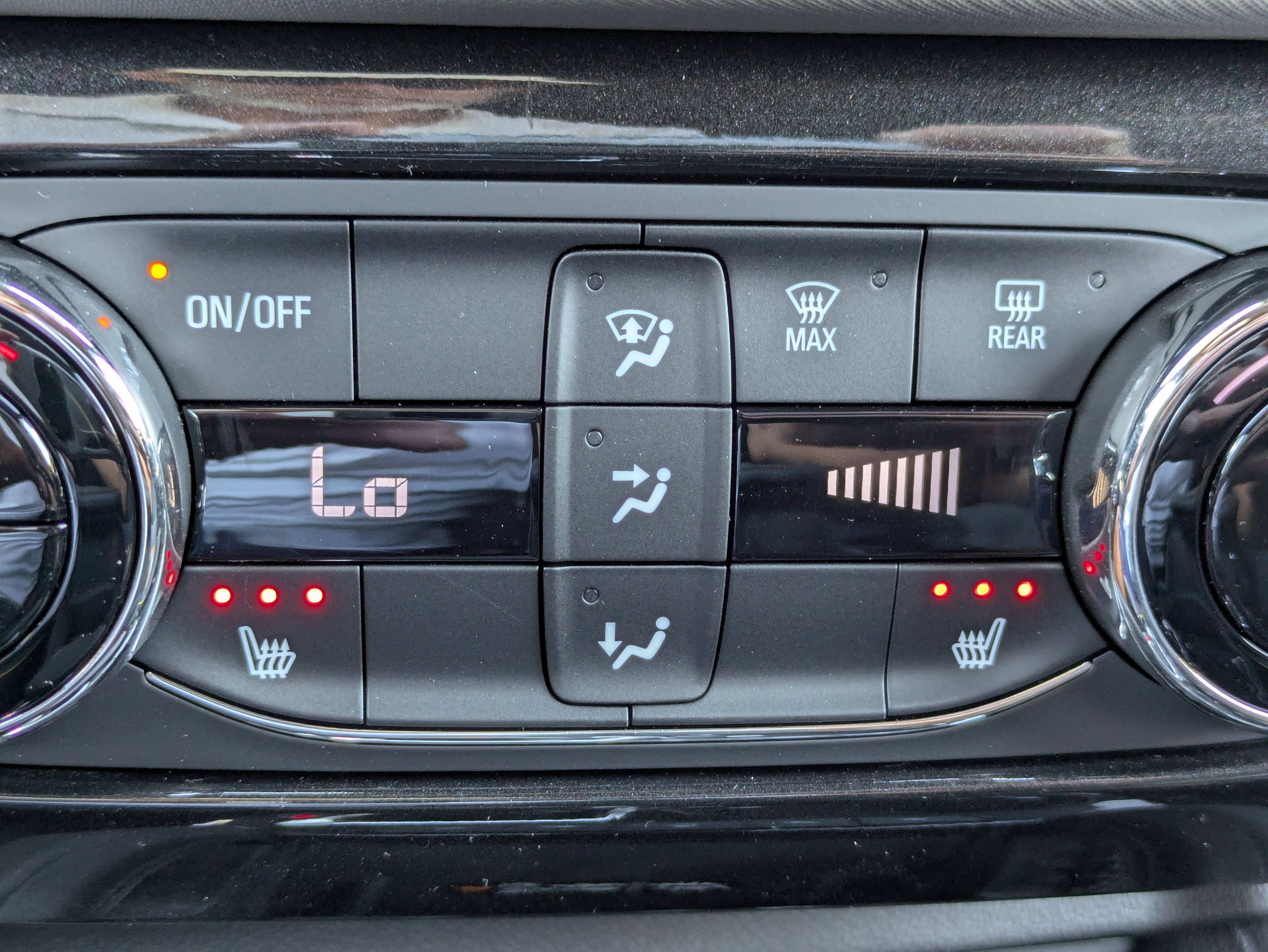 New 2025 Chevrolet TrailBlazer ACTIV w/ Convenience Package image 8