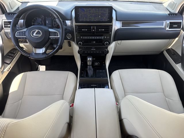 Used 2023 Lexus GX 460 Premium w/ Premium Package AWD/4WD image 11