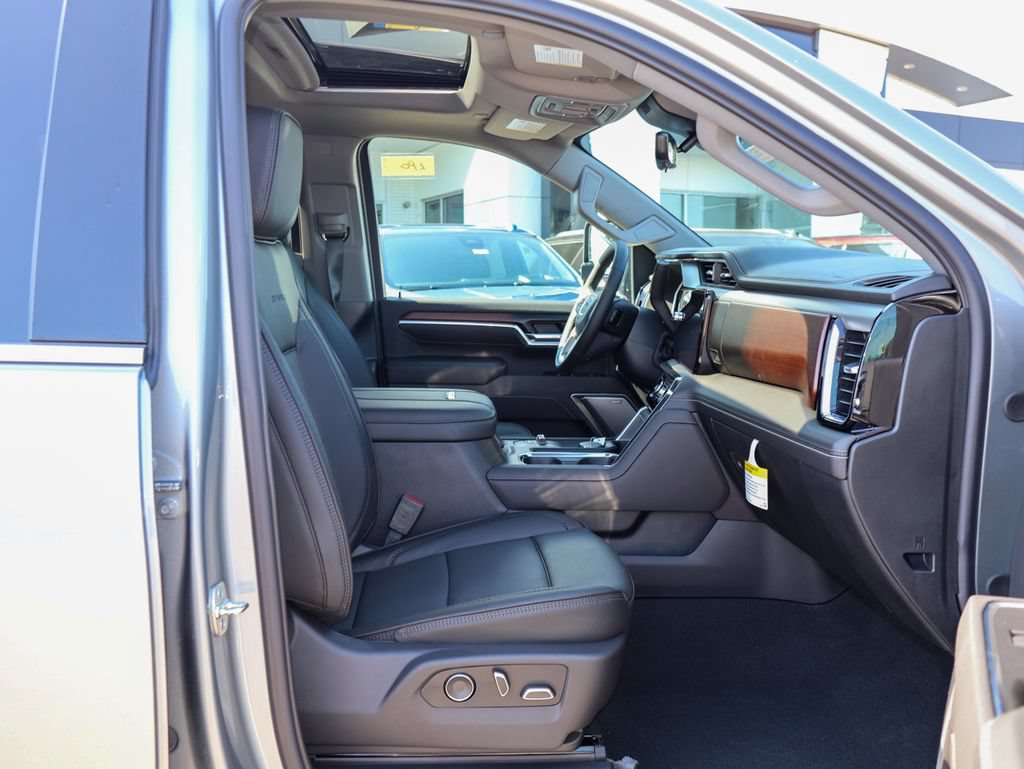 New 2026 GMC Sierra 3500 Denali w/ Denali Reserve Package AWD/4WD image 34