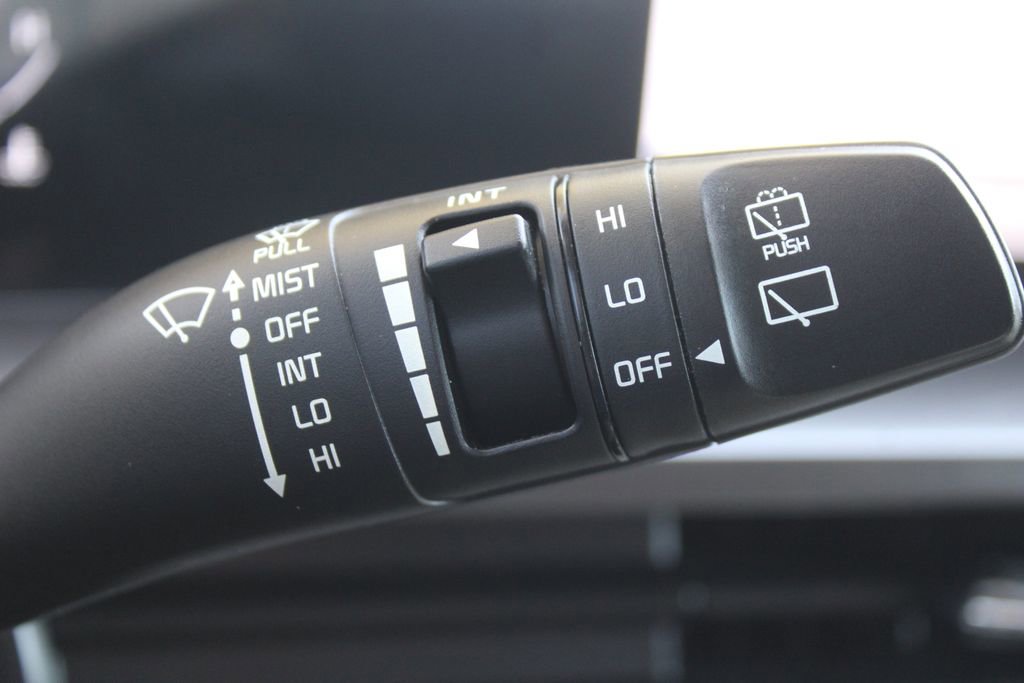 Certified 2023 Kia Telluride S w/ S Sunroof Package image 31