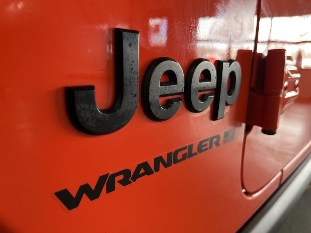 Used 2023 Jeep Wrangler Willys image 13