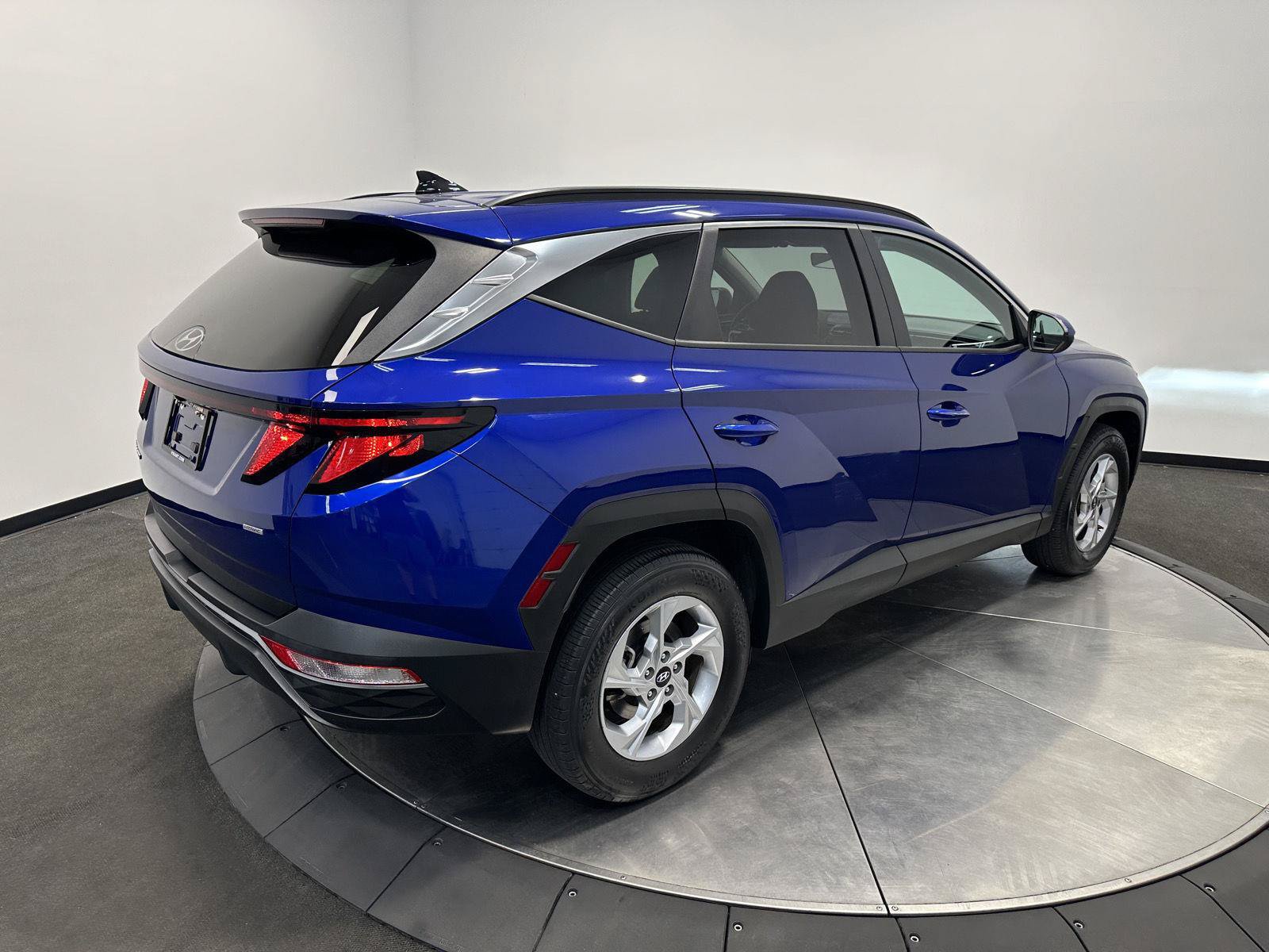 Certified 2024 Hyundai Tucson SEL AWD/4WD image 7