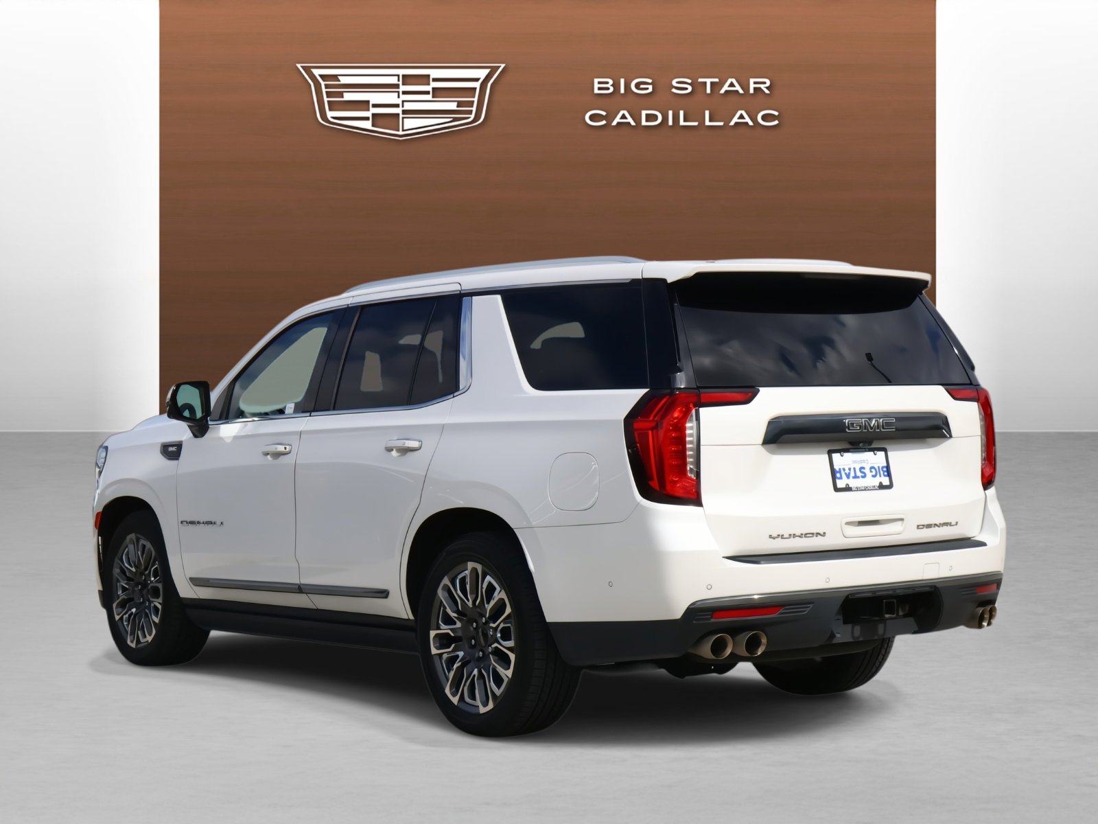 Used 2023 GMC Yukon Denali Ultimate image 3