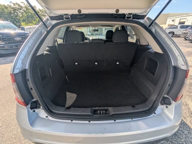 Used 2014 Ford Edge SE FWD image 14