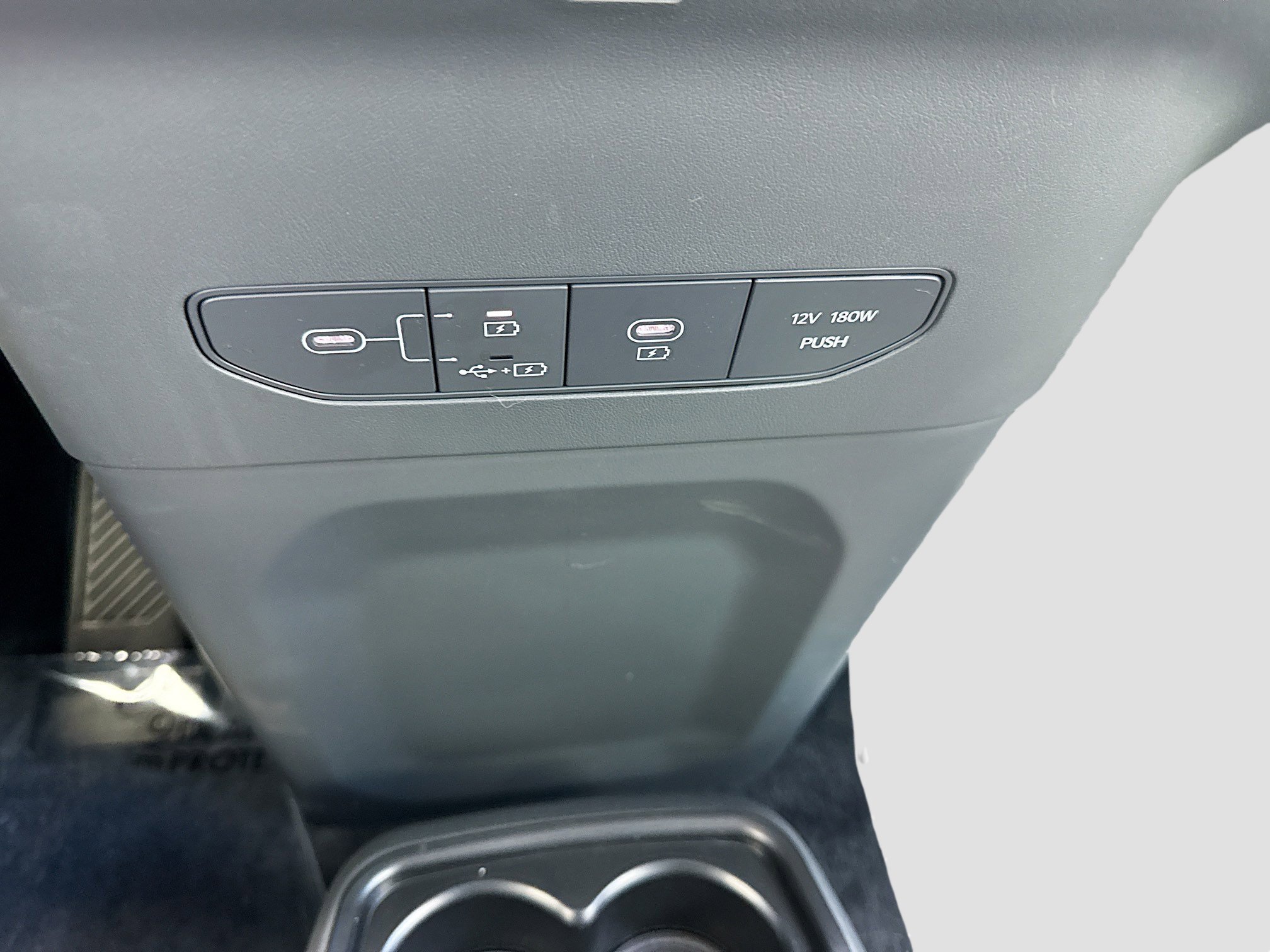 Used 2024 Kia EV9 Wind AWD/4WD image 30