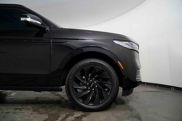 Used 2025 Lincoln Navigator Reserve w/ Jet Appearance Package image 9