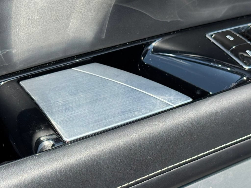 Used 2026 Cadillac Vistiq Platinum w/ LPO, Floor Liner Package AWD/4WD image 17