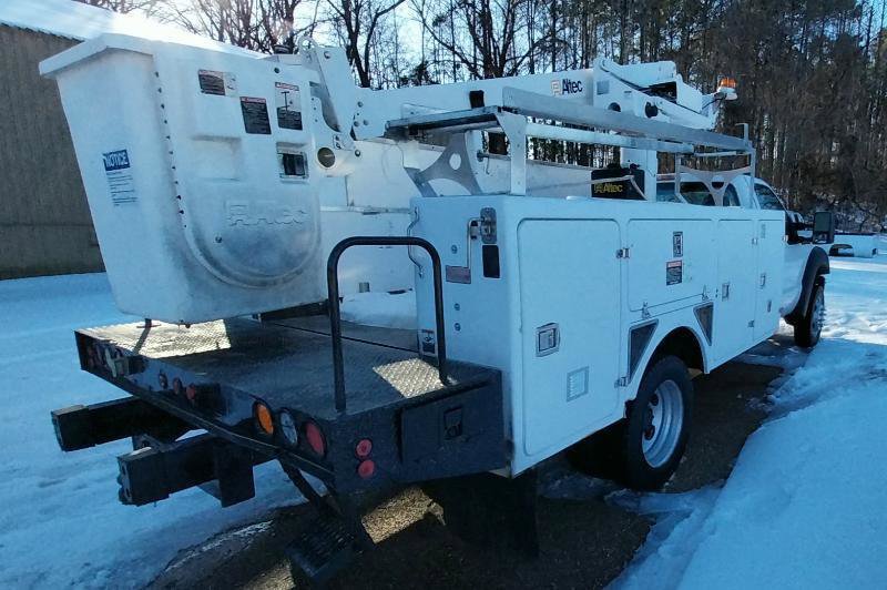 Used 2011 Ford F450 XL w/ Snow Plow Prep Pkg image 5