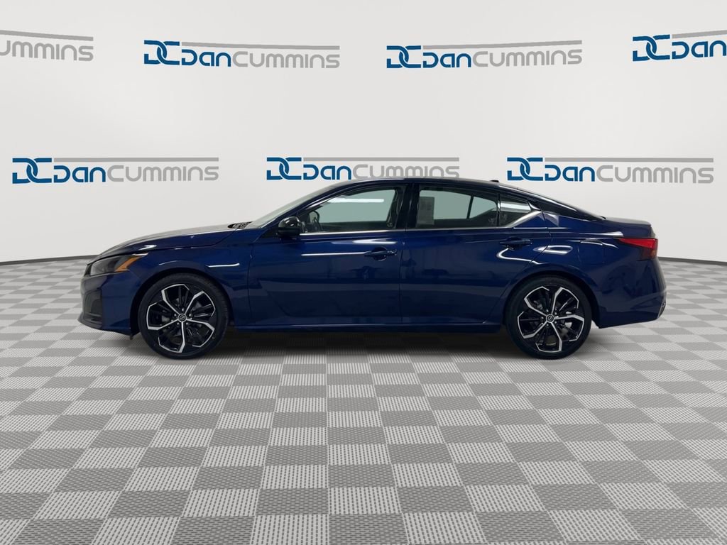 Used 2024 Nissan Altima 2.5 SR image 5