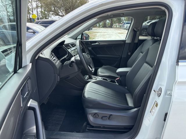 Used 2024 Volkswagen Tiguan SE image 5