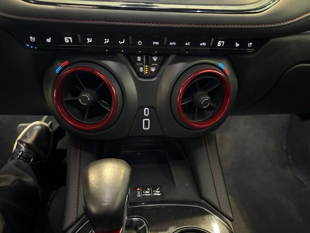 Used 2019 Chevrolet Blazer RS AWD/4WD image 30