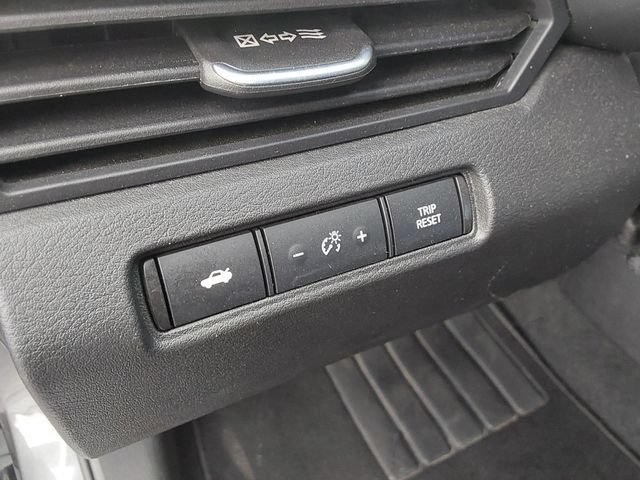 Used 2024 Nissan Altima 2.5 SV FWD image 14