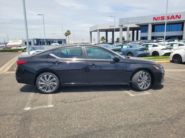 New 2026 Nissan Altima 2.5 SV w/ SV Premium Package FWD image 4