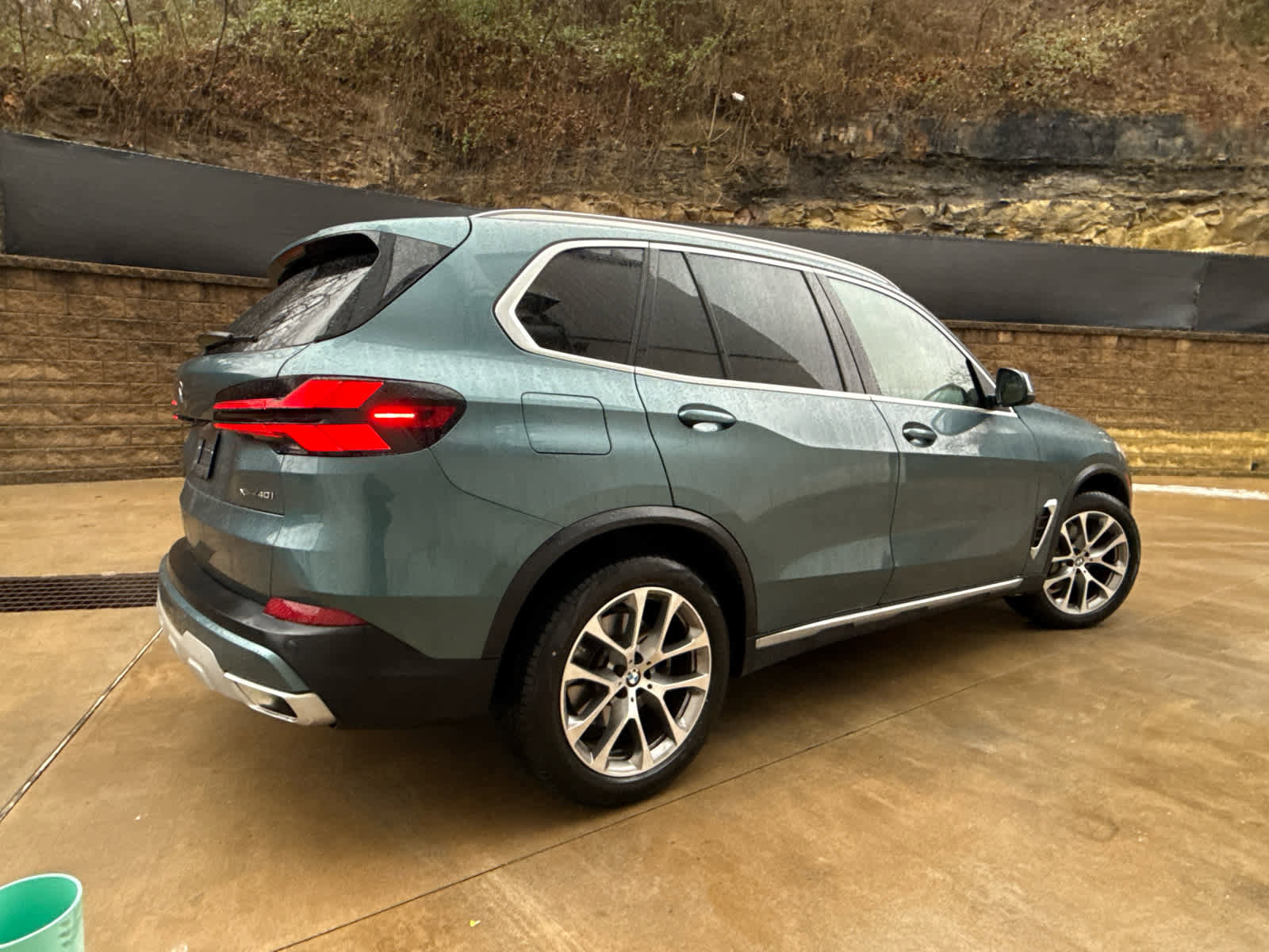 Certified 2025 BMW X5 xDrive40i image 3