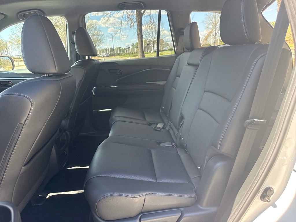 Used 2023 Honda Passport EX-L image 26