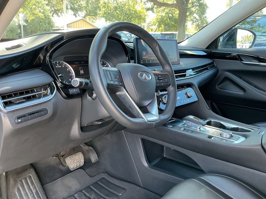 Certified 2024 INFINITI QX60 Pure image 22