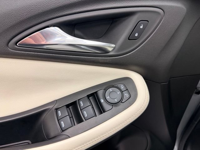 Certified 2023 Buick Encore GX Preferred w/ Cold Weather Comfort Package FWD image 18