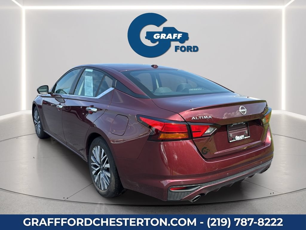 Used 2024 Nissan Altima 2.5 SV w/ SV Premium Package FWD image 5