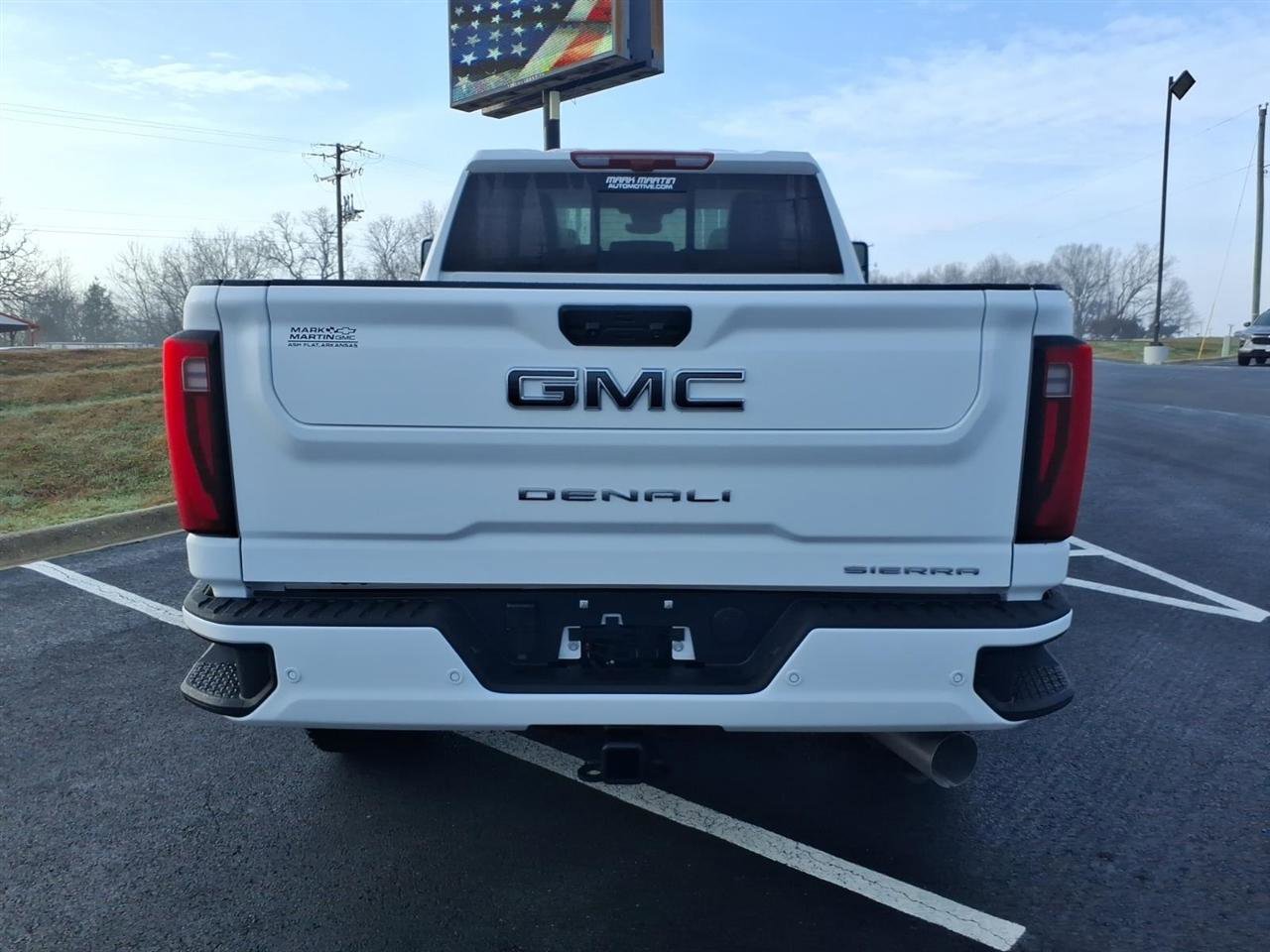 New 2026 GMC Sierra 2500 Denali Ultimate image 4