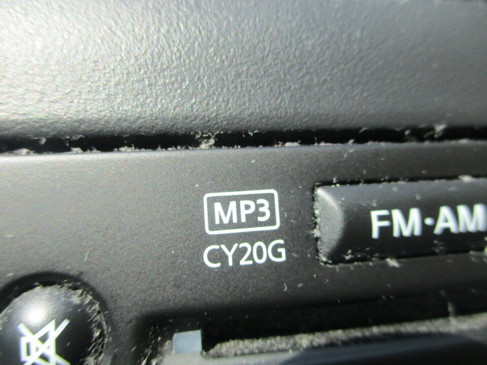 Used 2013 Nissan Versa SV w/ Convenience Pkg FWD image 35