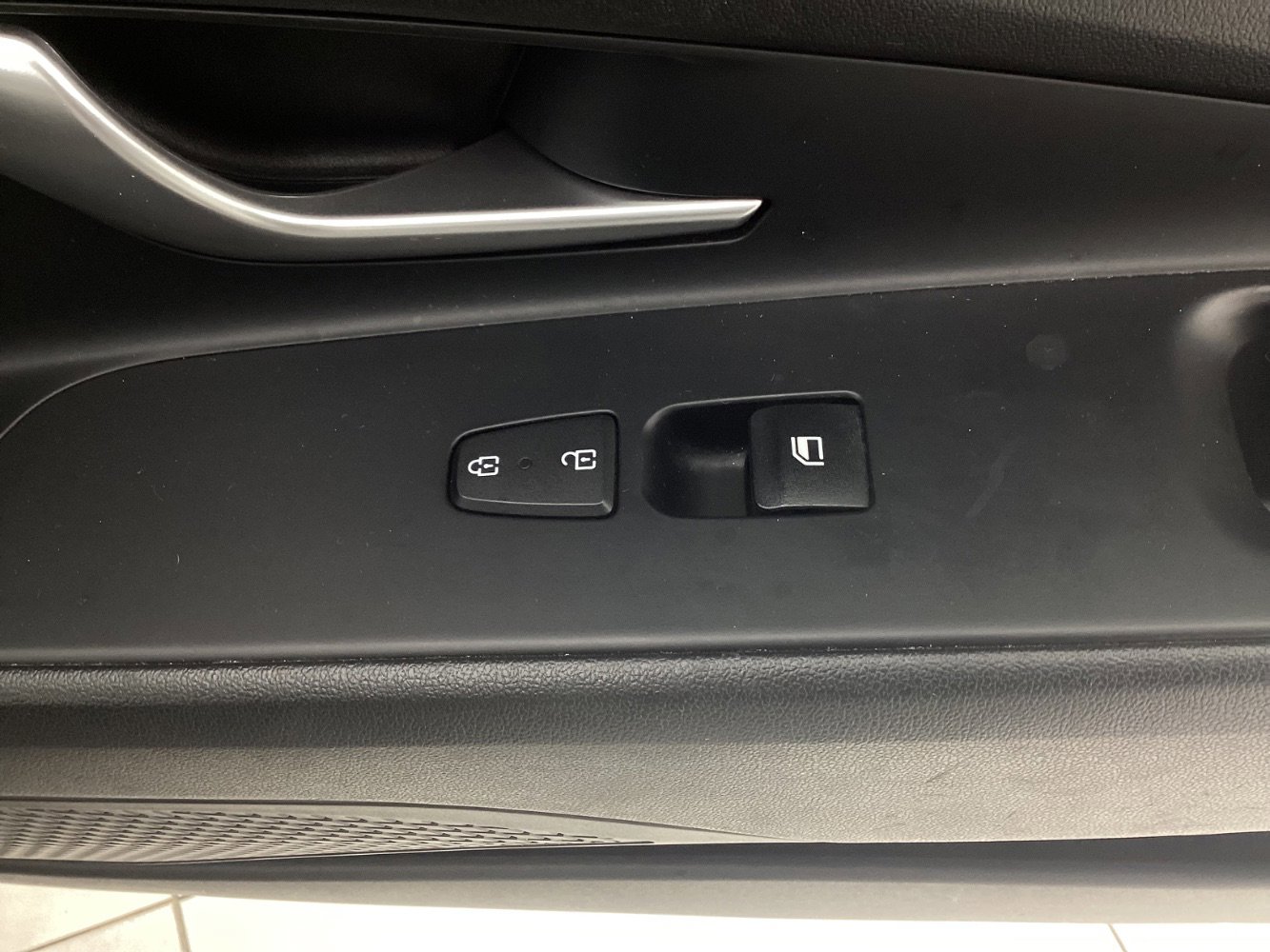 Used 2021 Hyundai Elantra SEL w/ Convenience Package image 38