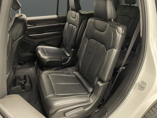 Used 2023 Jeep Grand Cherokee L Limited image 29