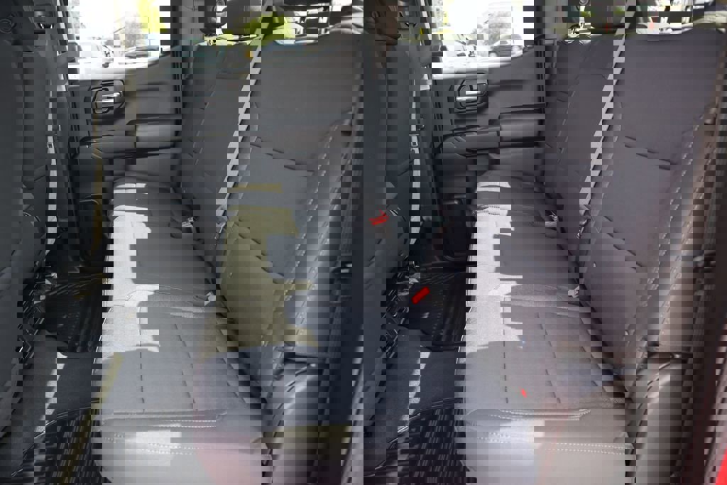 New 2025 GMC Sierra 1500 Pro w/ Graphite Edition image 18