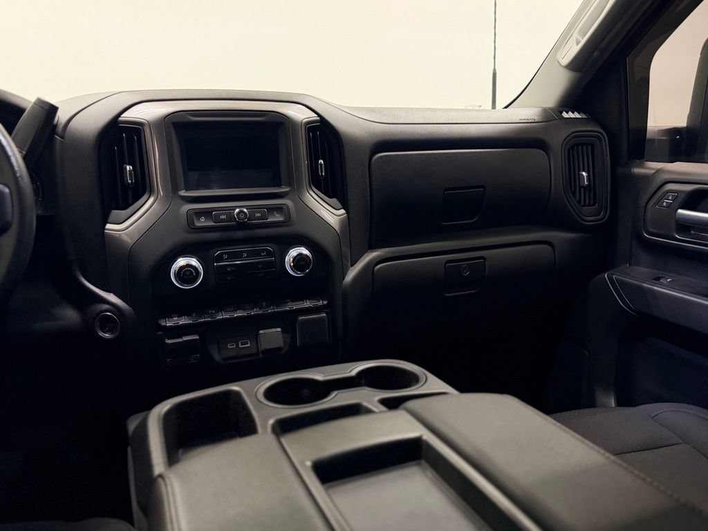 Used 2024 GMC Sierra 2500 Pro w/ 1SA Pro Safety Plus Package AWD/4WD image 15