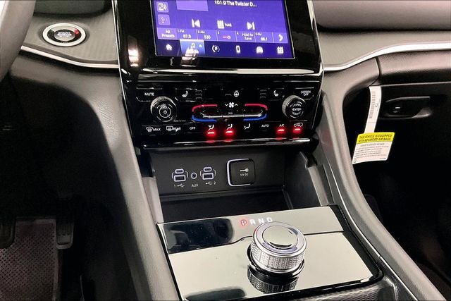 New 2026 Jeep Grand Cherokee Laredo X AWD/4WD image 7