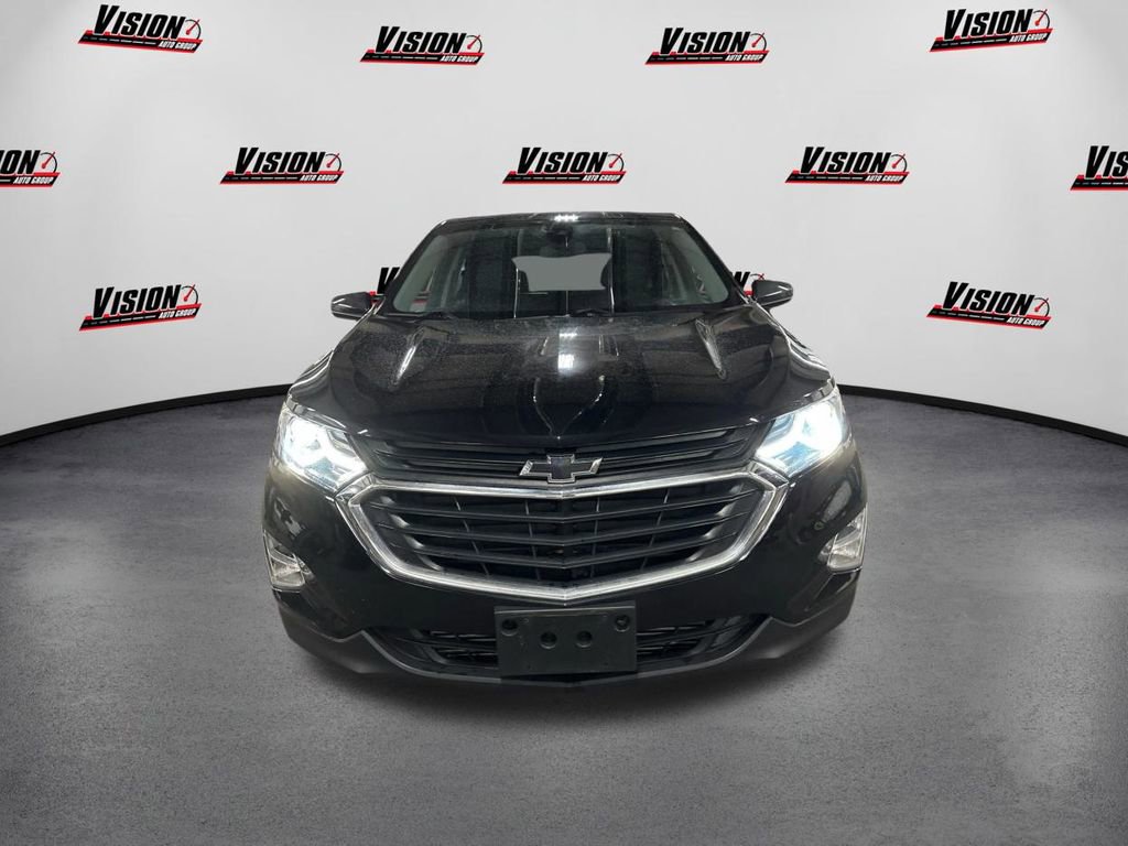 Used 2021 Chevrolet Equinox LT image 2