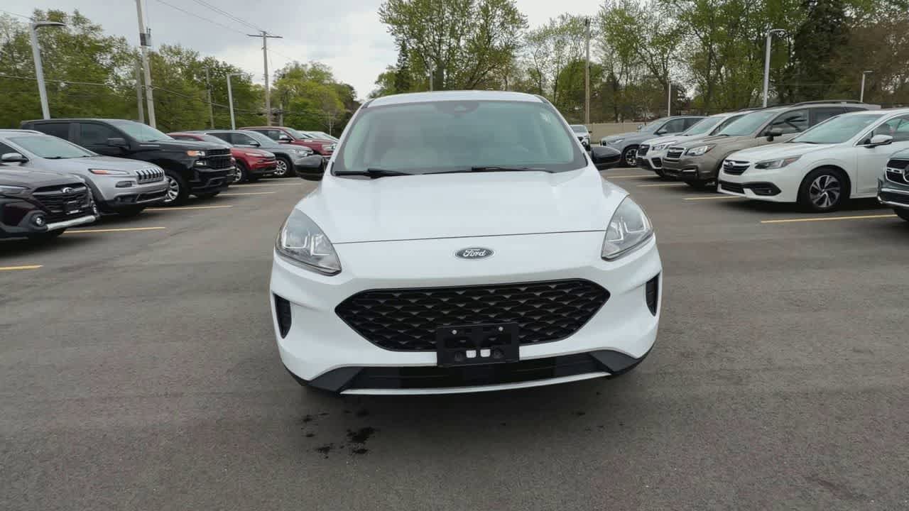 Used 2020 Ford Escape SE Sport AWD/4WD image 3