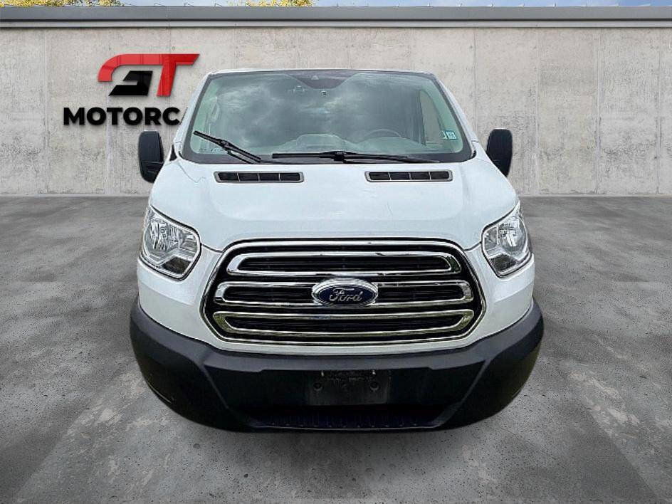 Used 2019 Ford Transit 350 XLT image 2