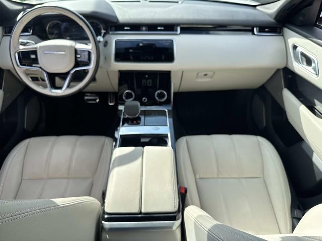 Used 2022 Land Rover Range Rover Velar R-Dynamic S image 16