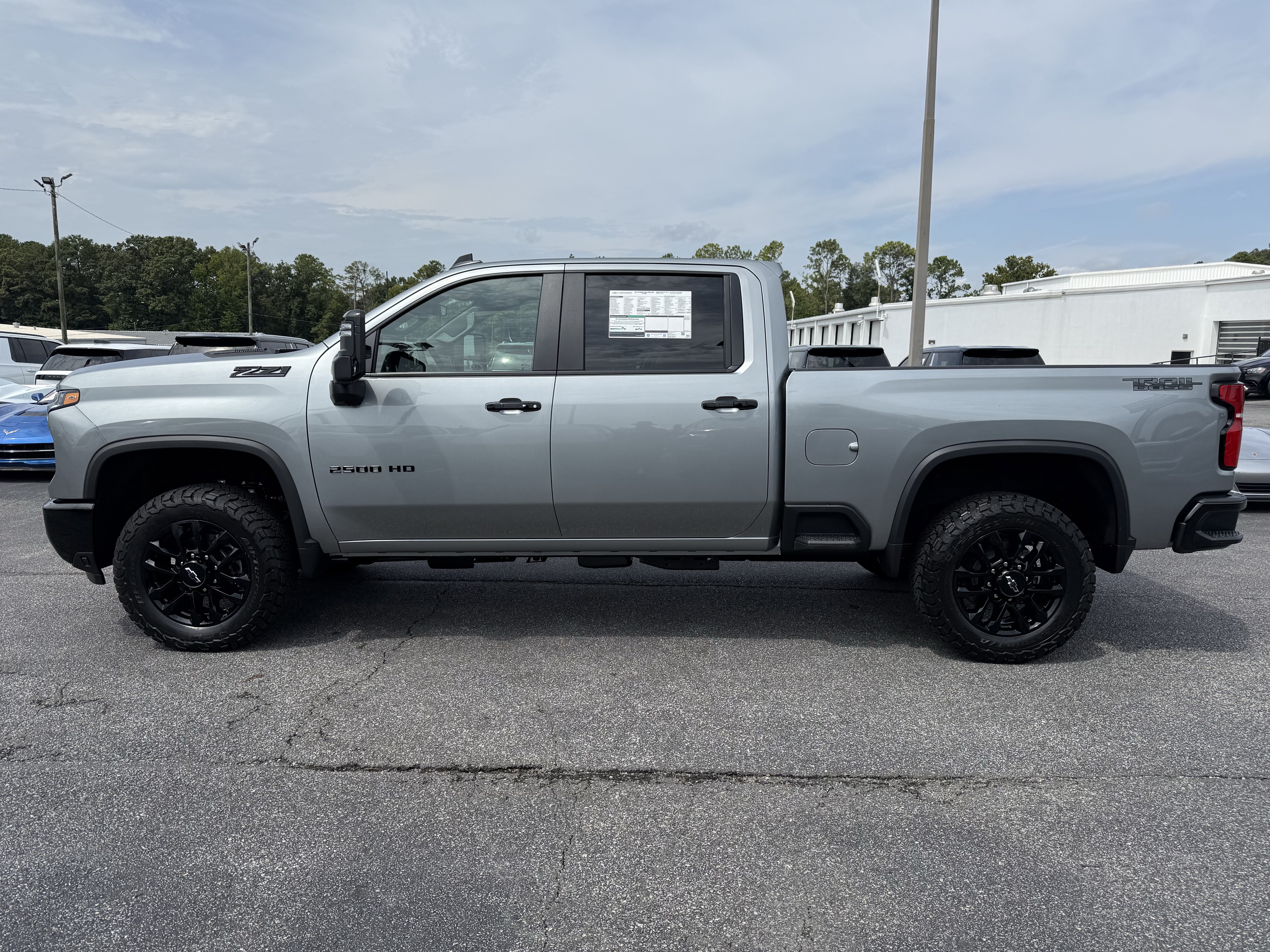 New 2026 Chevrolet Silverado 2500 LT w/ Trail Boss Package AWD/4WD image 7