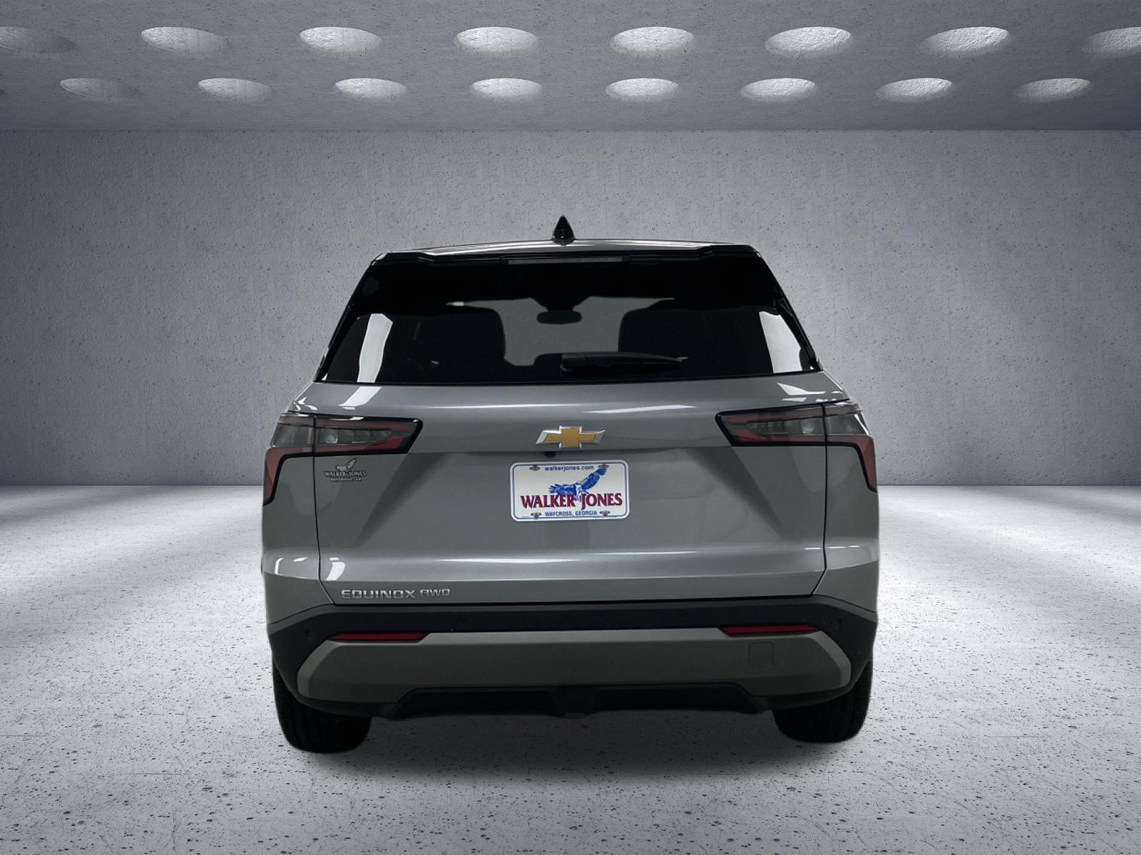 New 2027 Chevrolet Equinox LT w/ Convenience Package II AWD/4WD image 4